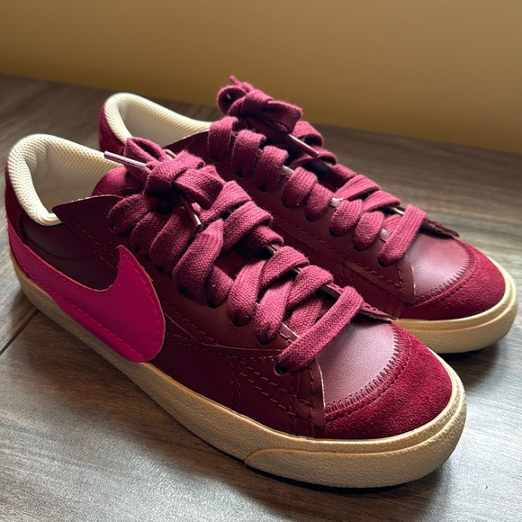 Nike Shoes - Nike Vintage Blazer 77 low top distressed in maroon and pink. Like new size 8